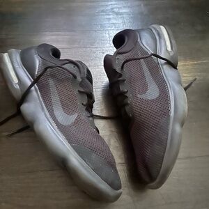 Nike Men's Dark Brown Sneakers